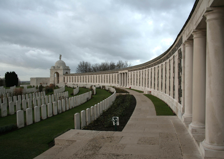 Foto cemitÃ©rio Tyne Cot