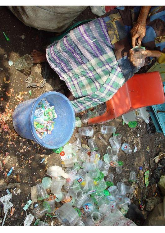 classificaÃ§Ã£o de lixo em favela em Jakarta