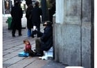 Fotos mendigo em Milão