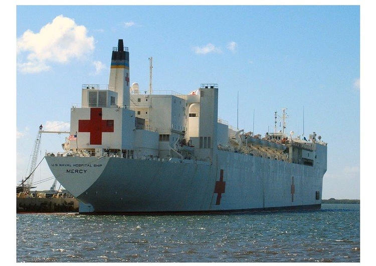 Foto navio hospital
