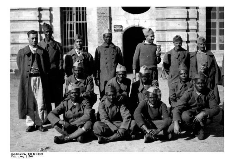 Foto prisioneiros de guerra coloniais na FranÃ§a