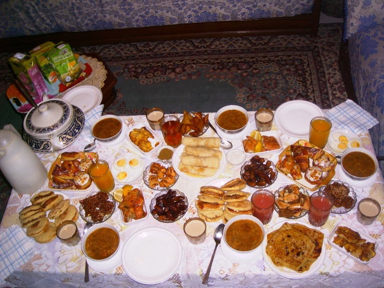 Foto refeiÃ§Ã£o tradicional do ramadÃ£ 
