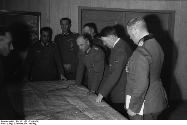 Foto Russia - reuniÃ£o com Hitler