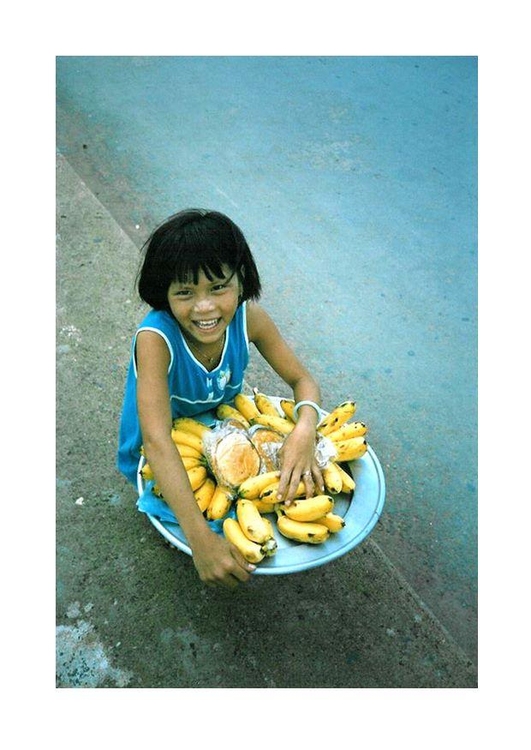 Foto trabalho infantil, vendedor ambulante