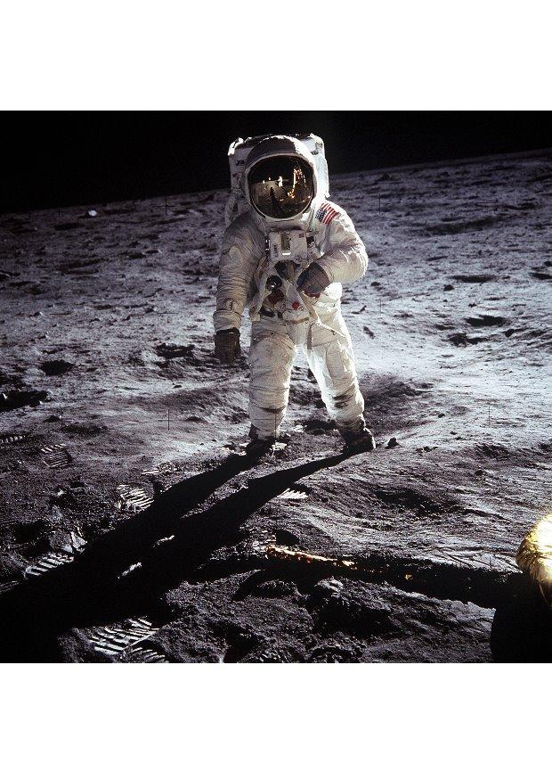 astronauta na lua Foto astronauta na lua