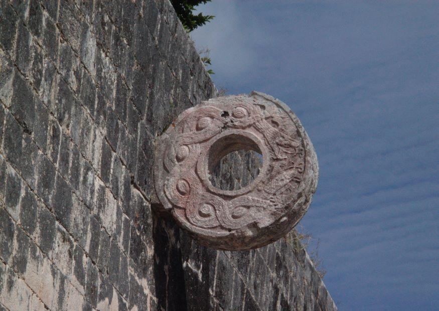 chichen itza - gol de jogo com bola Foto chichen itza - gol de jogo com bola