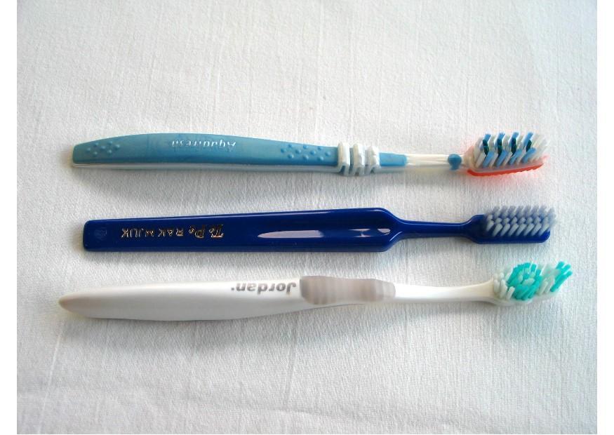 Foto escovas de dentes