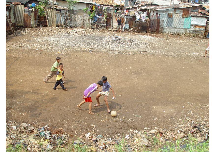Foto favela em jacarta 