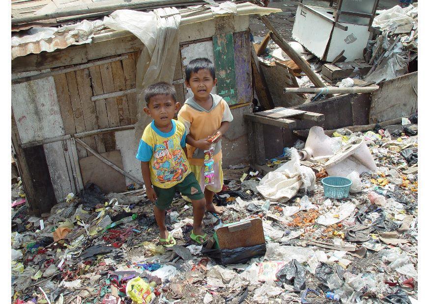 favela em jakarta Foto favela em jakarta