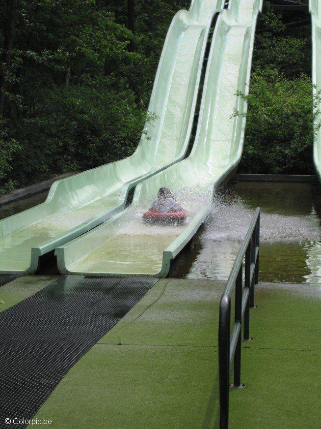 Foto parque de diversA£o tobogA£ aquA¡tico 