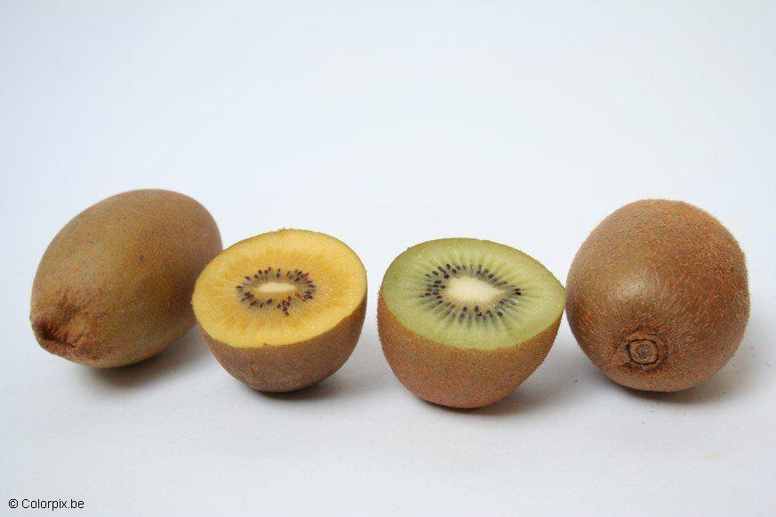 kiwi verde e amarelo Foto kiwi verde e amarelo