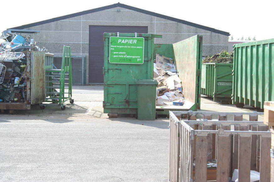Foto parque de containers 