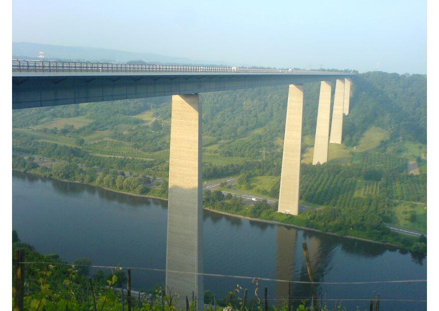 ponte sobre o moezel, alemanha Foto ponte sobre o moezel, alemanha