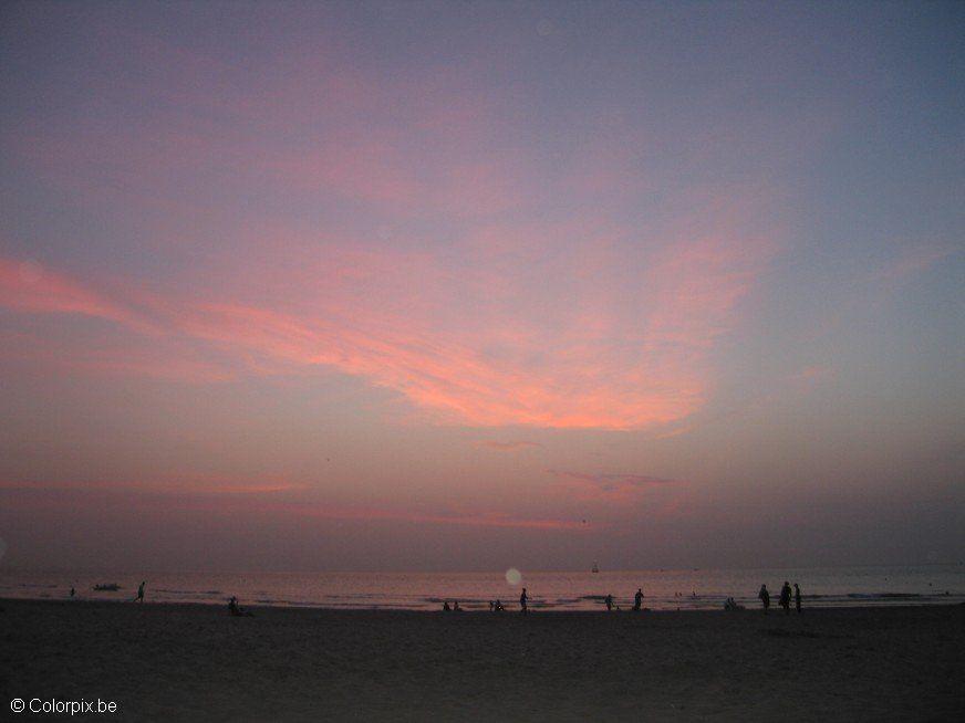 por do sol na praia Foto por do sol na praia