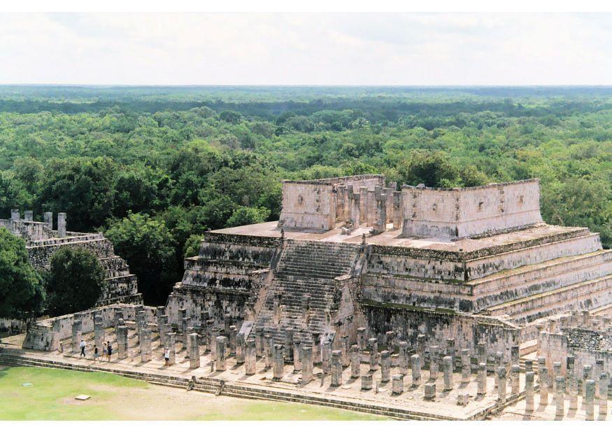 templo dos guerreiros, chichen itza Foto templo dos guerreiros, chichen itza