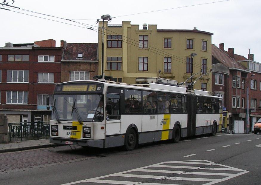 trA³lebus, gent, alemanha Foto trA³lebus, gent, alemanha