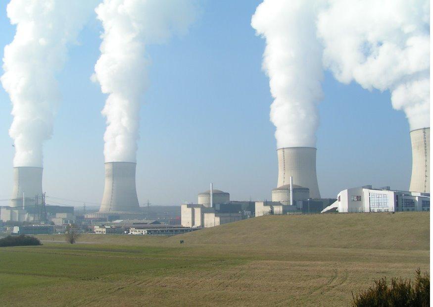 usina nuclear Foto usina nuclear
